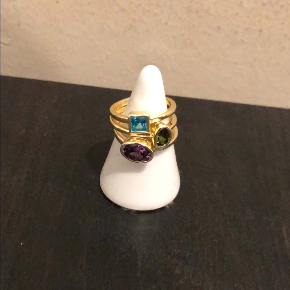 Fashion ring